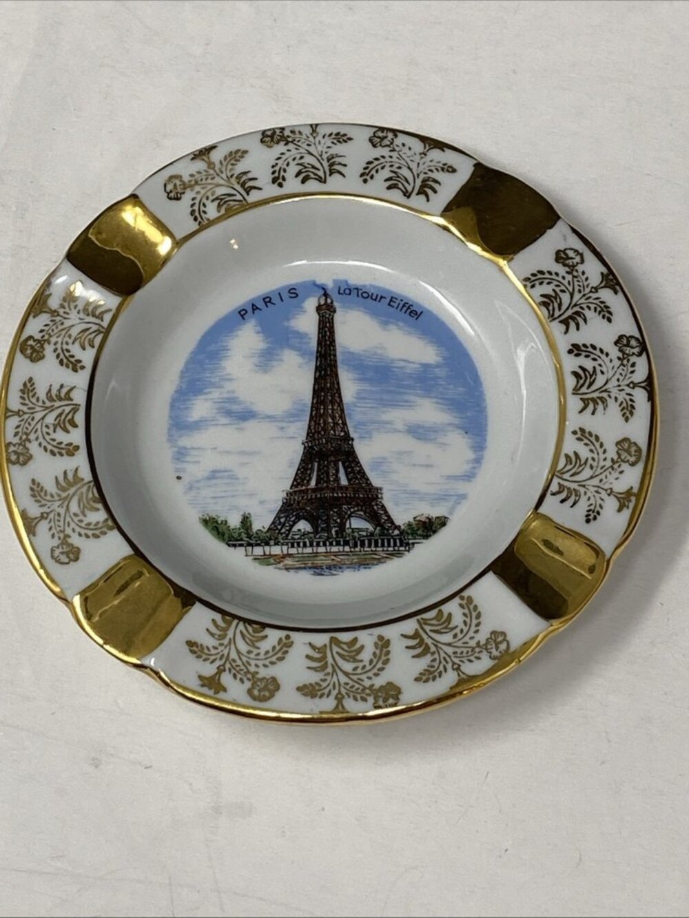 Vintage Paris France Souvenir Porcelain Ashtray Eiffel Tower Gold Gilt Trim 4.25